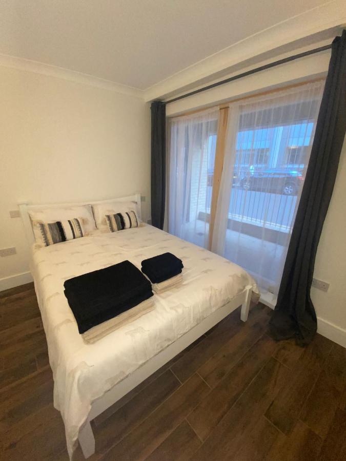 Central London, Jaccuzzi,Newbuild, 2 Bedrooms Two Baths ภายนอก รูปภาพ