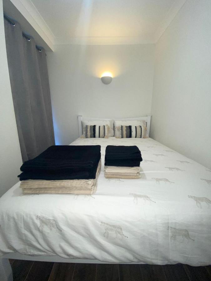 Central London, Jaccuzzi,Newbuild, 2 Bedrooms Two Baths ภายนอก รูปภาพ